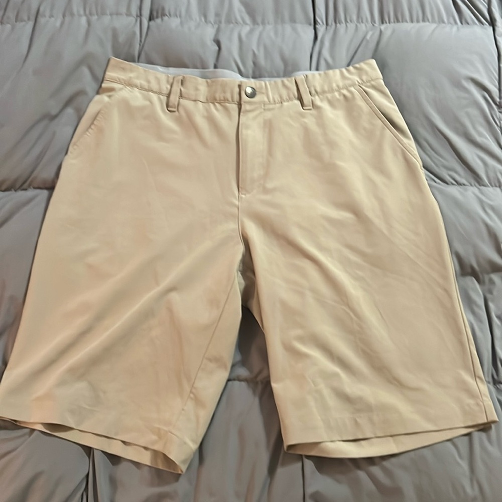 NWOT Men’s Adidas Gold Shorts - size 33